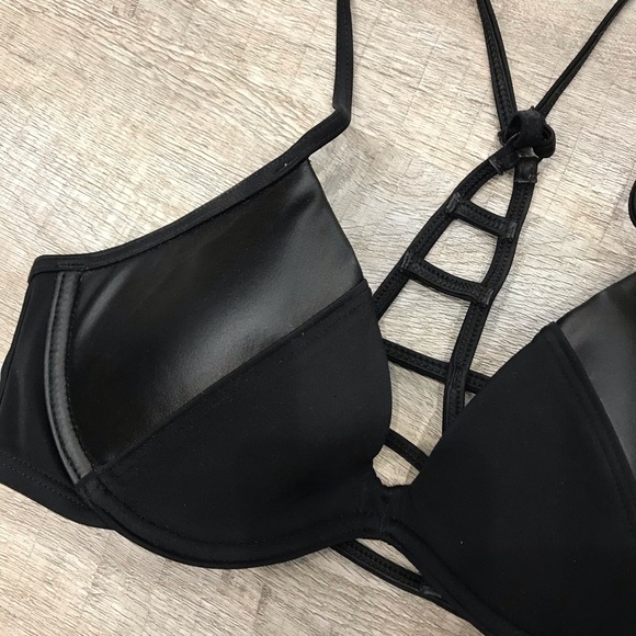 VS Pink Black Triangle Racerback Bikini Top - Picture 2 of 5